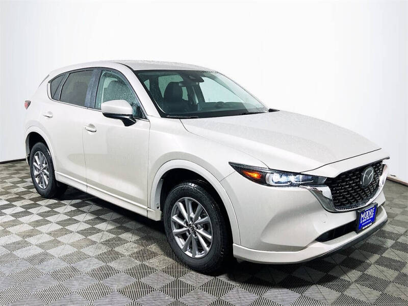 2024 Mazda CX-5 S Select Package's photo