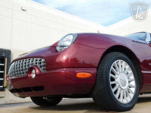2004 Ford Thunderbird Deluxe
