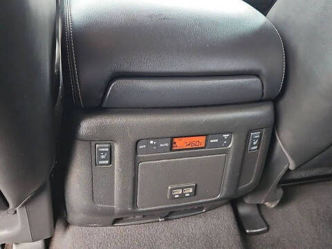 2017 Nissan Armada Platinum