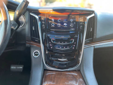 2017 Cadillac Escalade Premium Luxury