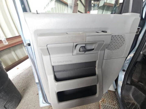 2014 Ford E-Series E-350 SD