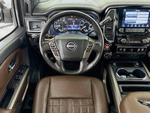 2023 Nissan Titan Platinum Reserve