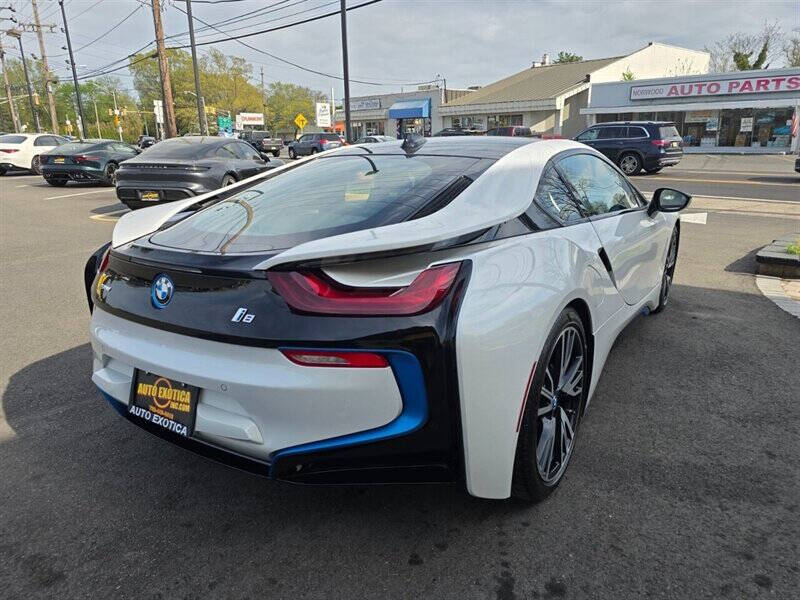 2016 BMW i8