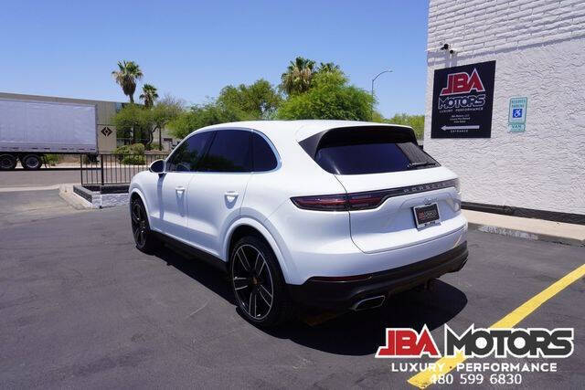 2023 Porsche Cayenne