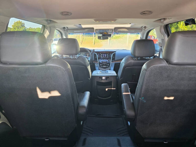 2017 Cadillac Escalade Luxury