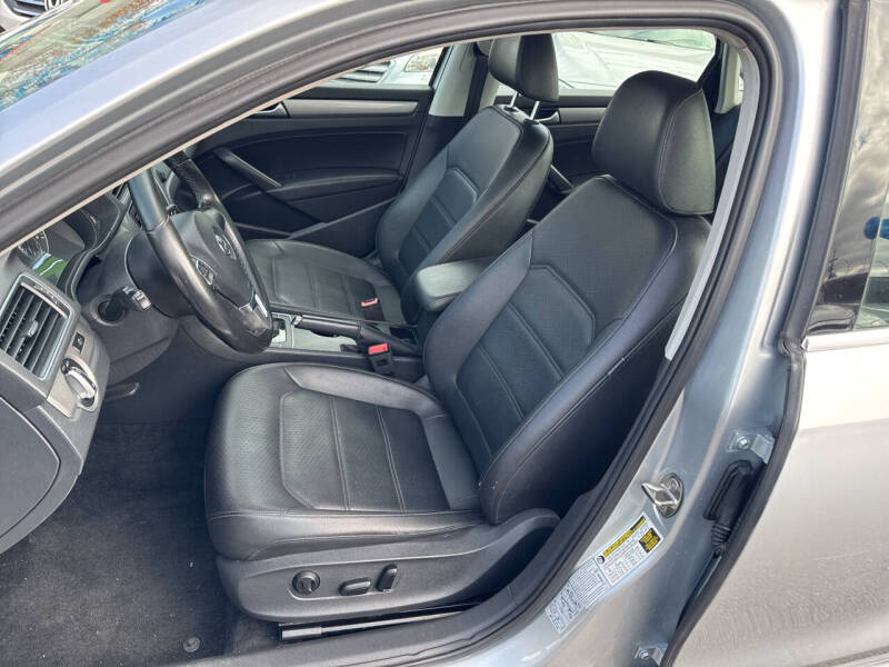 2015 Volkswagen Passat 1.8T Limited Edition