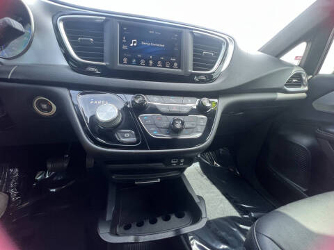 2019 Chrysler Pacifica Touring L