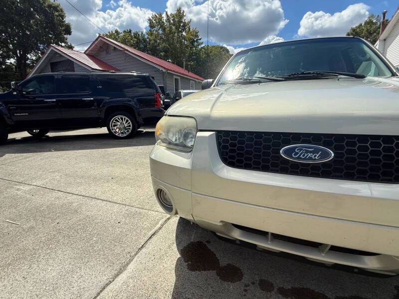 2005 Ford Escape Limited