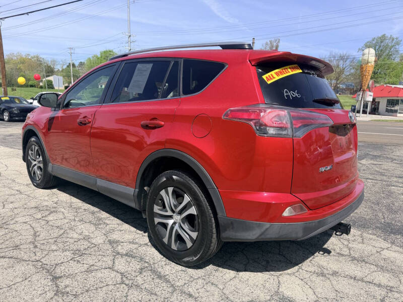 2017 Toyota RAV4 LE