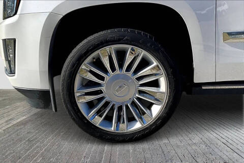 2016 Cadillac Escalade Platinum