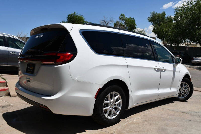 2022 Chrysler Pacifica Touring L