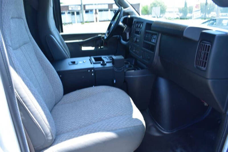 2018 Chevrolet Express 2500