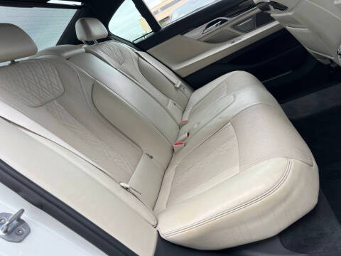 2016 BMW 7 Series 750i xDrive