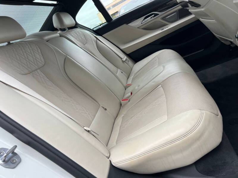 2016 BMW 7 Series 750i xDrive