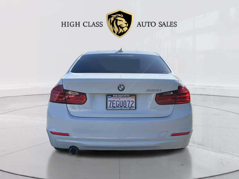 2014 BMW 3 Series 320i