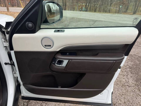 2017 Land Rover Discovery HSE Luxury