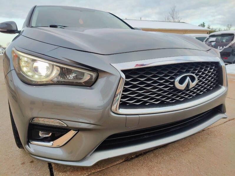 2018 Infiniti Q50 2.0T Luxe