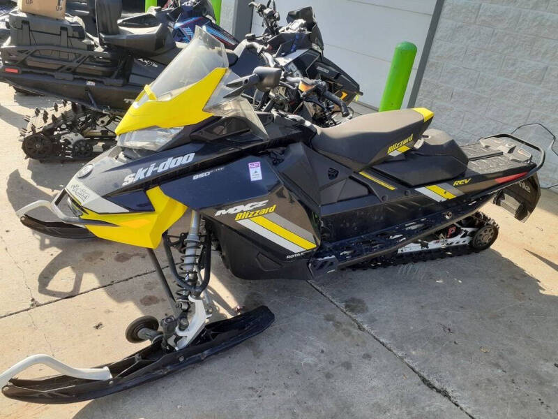 2018 Ski-Doo MXZ® Blizzard Ice Ripper