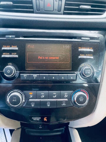 2016 Nissan Rogue SV