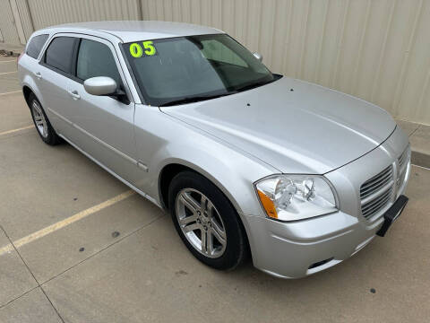 2005 Dodge Magnum