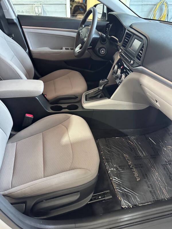 2019 Hyundai Elantra