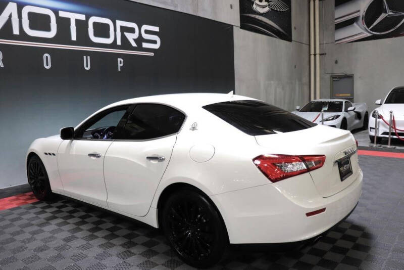 2016 Maserati Ghibli