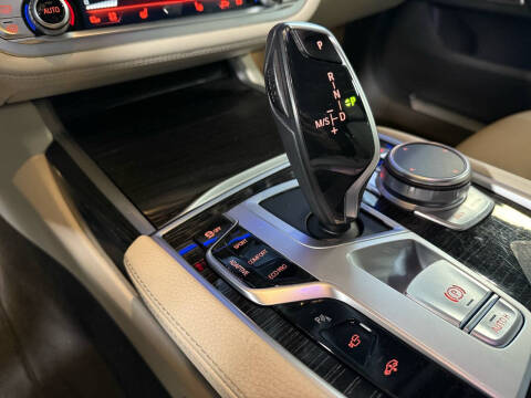 2022 BMW 7 Series 740i