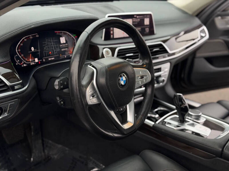 2020 BMW 7 Series 740i
