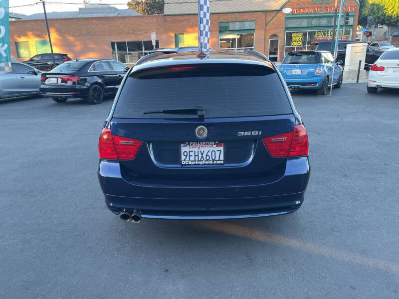 2012 BMW 3 Series 328i