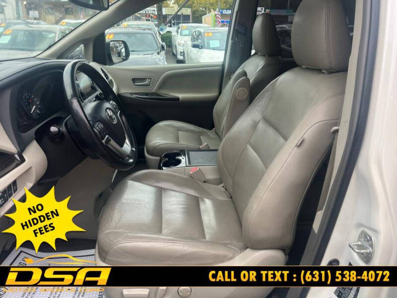 2015 Toyota Sienna