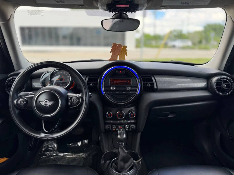 2015 MINI Hardtop 4 Door Cooper