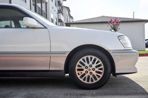 2000 Toyota Crown
