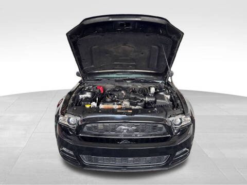 2013 Ford Mustang V6