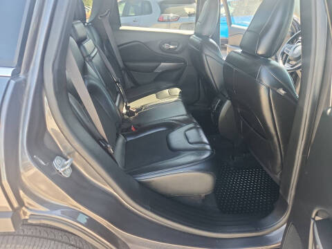 2019 Jeep Cherokee Latitude Plus