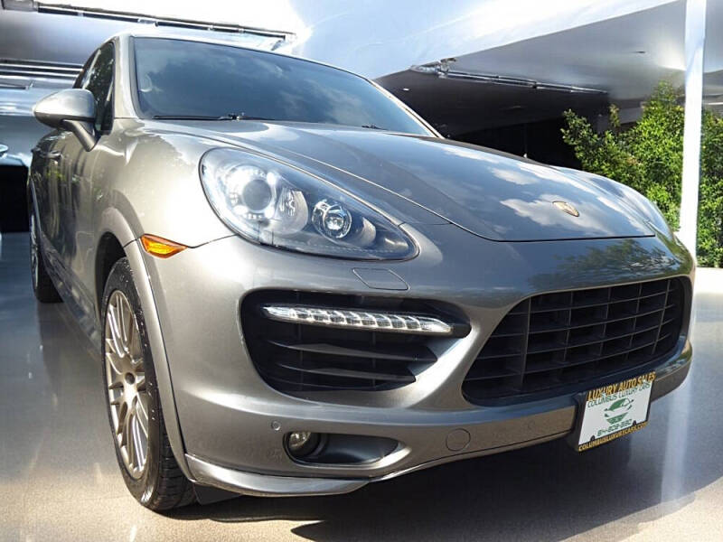 2014 Porsche Cayenne GTS
