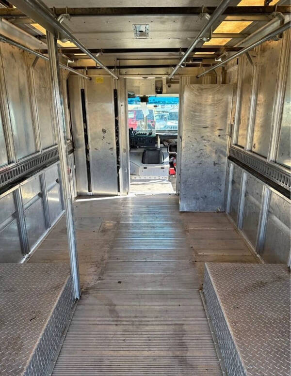 2010 Freightliner MT45 Chassis