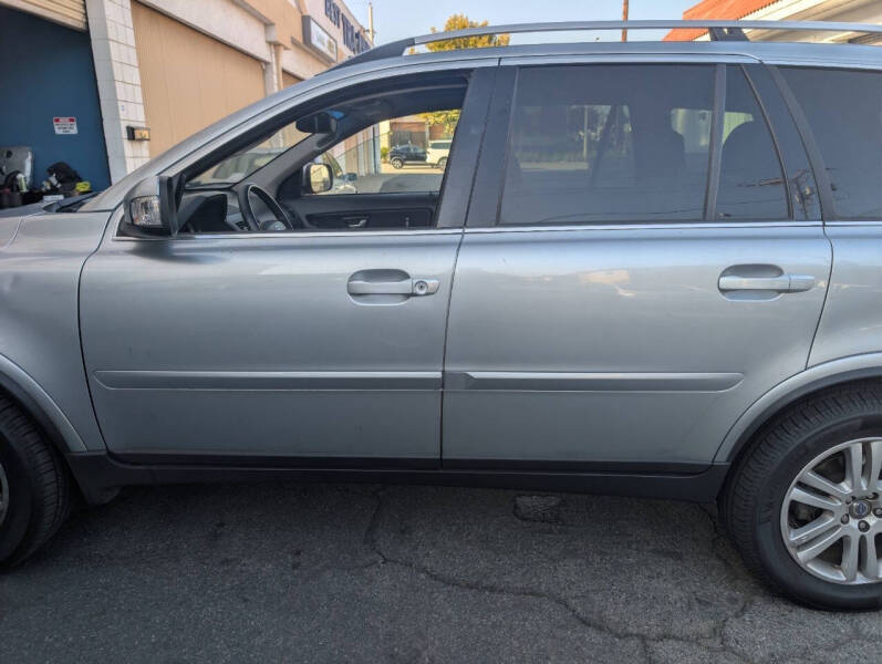 2011 Volvo XC90 3.2