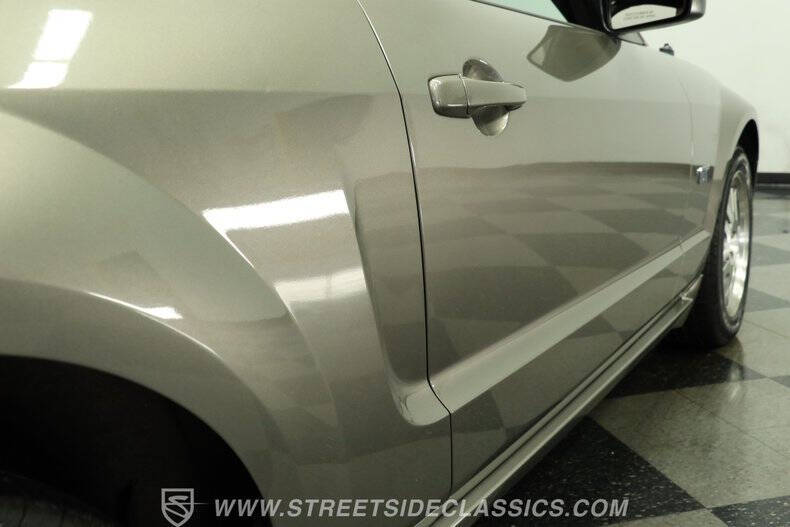2005 Ford Mustang
