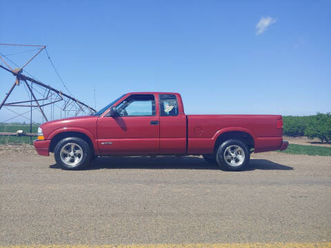 2000 Chevrolet S-10 for sale at M AND S CAR SALES LLC in Independence OR