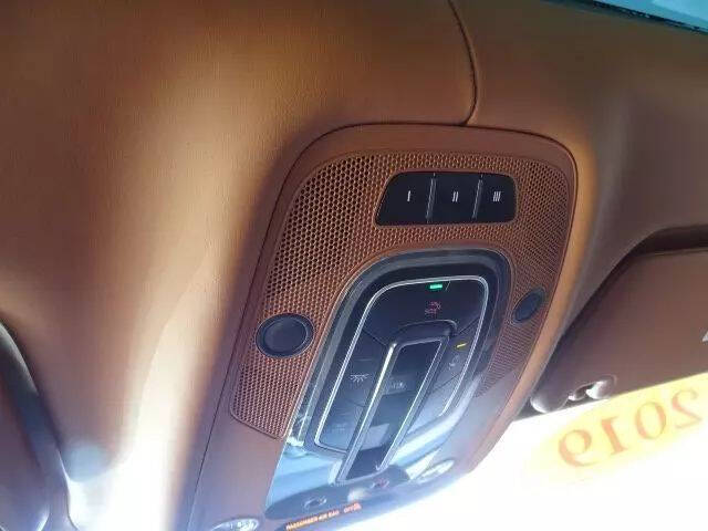 2019 Bentley Bentayga V8