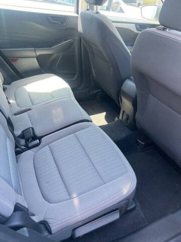 2022 Ford Escape S