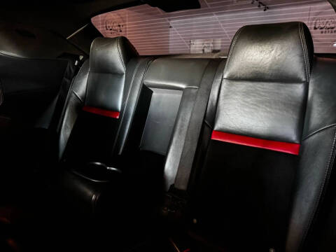 2010 Dodge Challenger SRT8