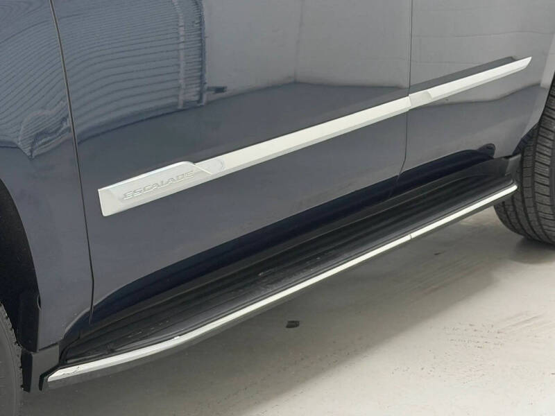 2019 Cadillac Escalade Luxury
