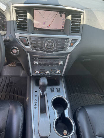 2018 Nissan Pathfinder Platinum