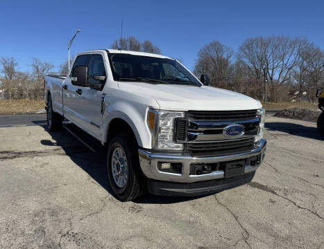 2017 Ford F-350 Super Duty for sale at InstaCar LLC in Independence MO