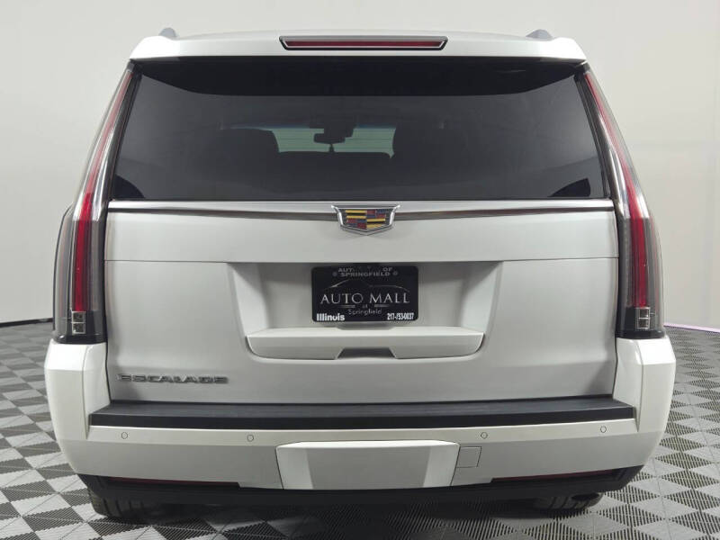2017 Cadillac Escalade ESV Premium Luxury