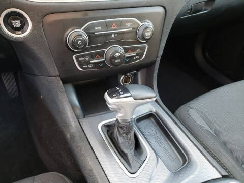 2017 Dodge Charger SXT