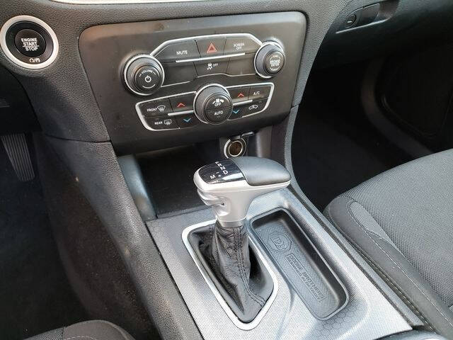 2017 Dodge Charger SXT