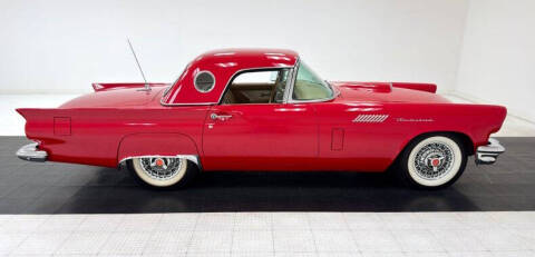 1957 Ford Thunderbird