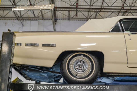 1962 Ford Thunderbird